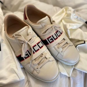 Gucci Ace Gucci Stripe leather sneakers (women’s)